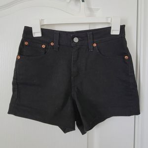 Levis Black Women High Rise Shorts Size 27
